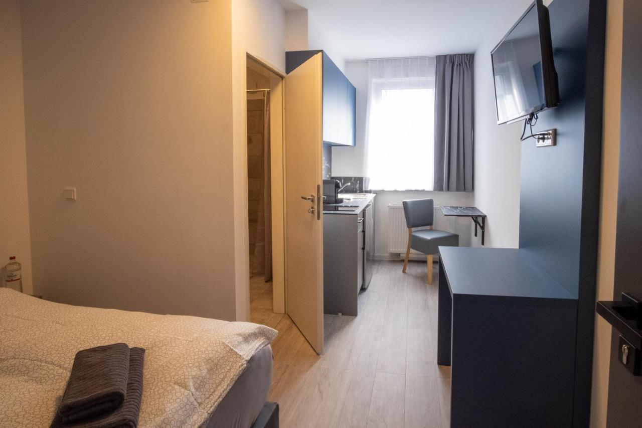 Hotel A24 Bei Hamburg Глинде Экстерьер фото